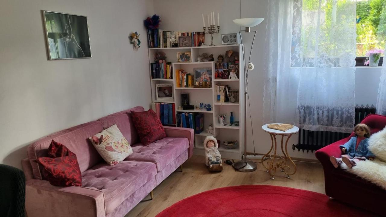 Ferienzimmer Bei Thomas - Gemuetliches Schlaf- Und Wohnzimmer Mit Modernem Bad Ulm Exterior photo